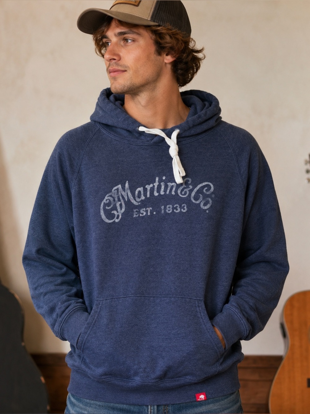 C.F. Martin & Co. Est. 1833 Guitar Pullover Hoodie‎ Blue Unisex XL